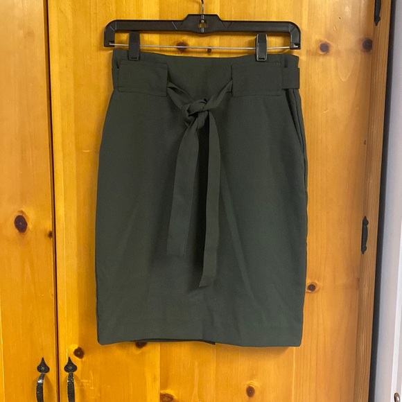 Womens banana republic skirt size 00P - Picture 1 of 3